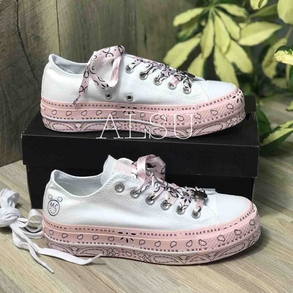 Converse Shoes - NWT Conv&Miley Ctas Lift OX White Pink Dogwood W